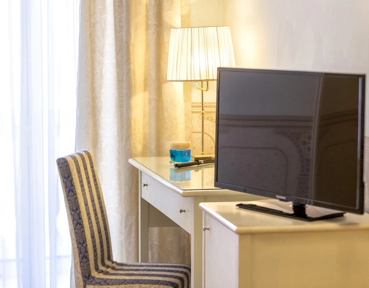 media.Camera-Classic-02-Hotel-Baia-Imperiale-Rimini