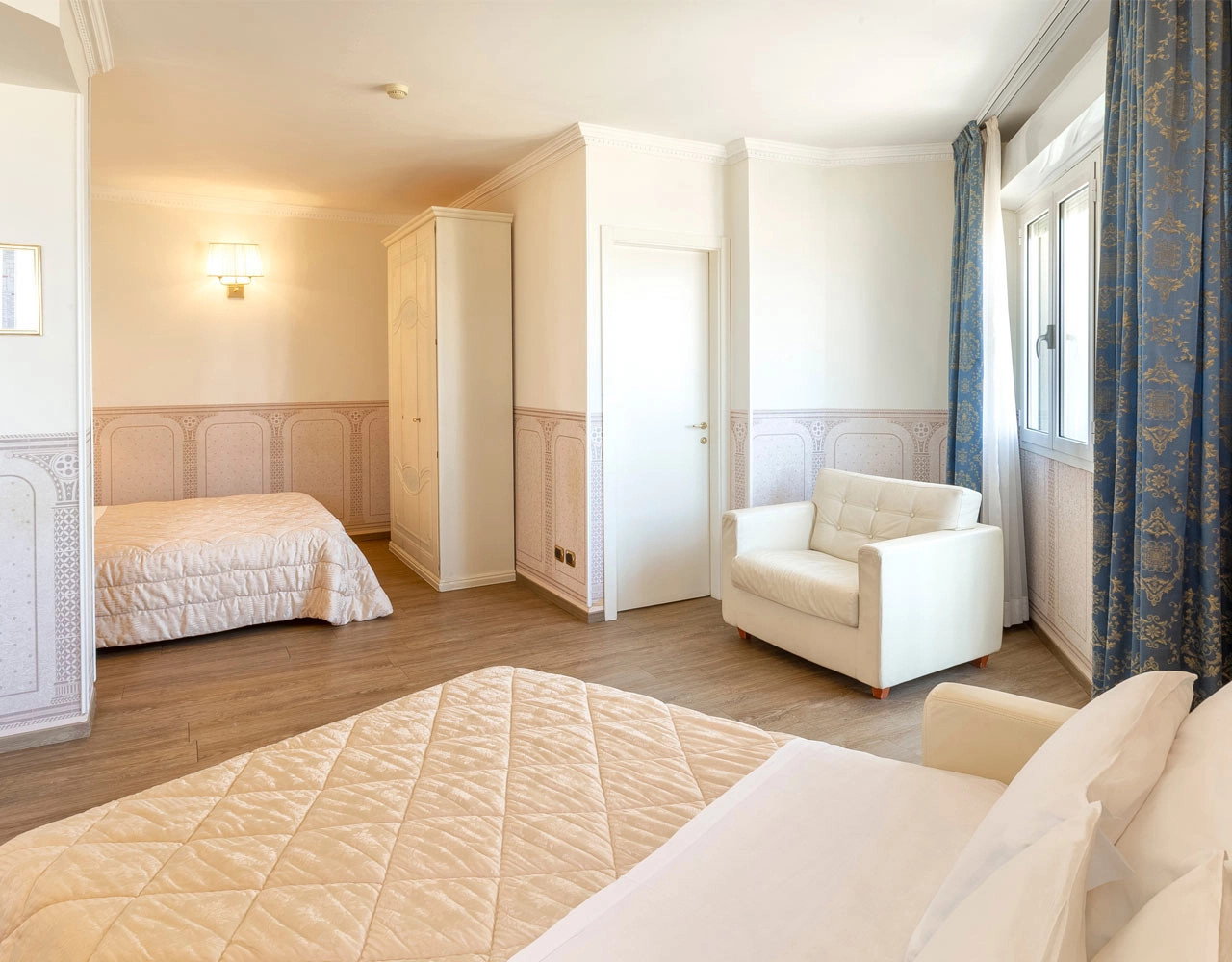 media.Camera-Junior-Suite-04-Hotel-Baia-Imperiale-Rimini