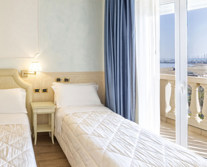 media.Camera-Classic-07-Hotel-Baia-Imperiale-Rimini