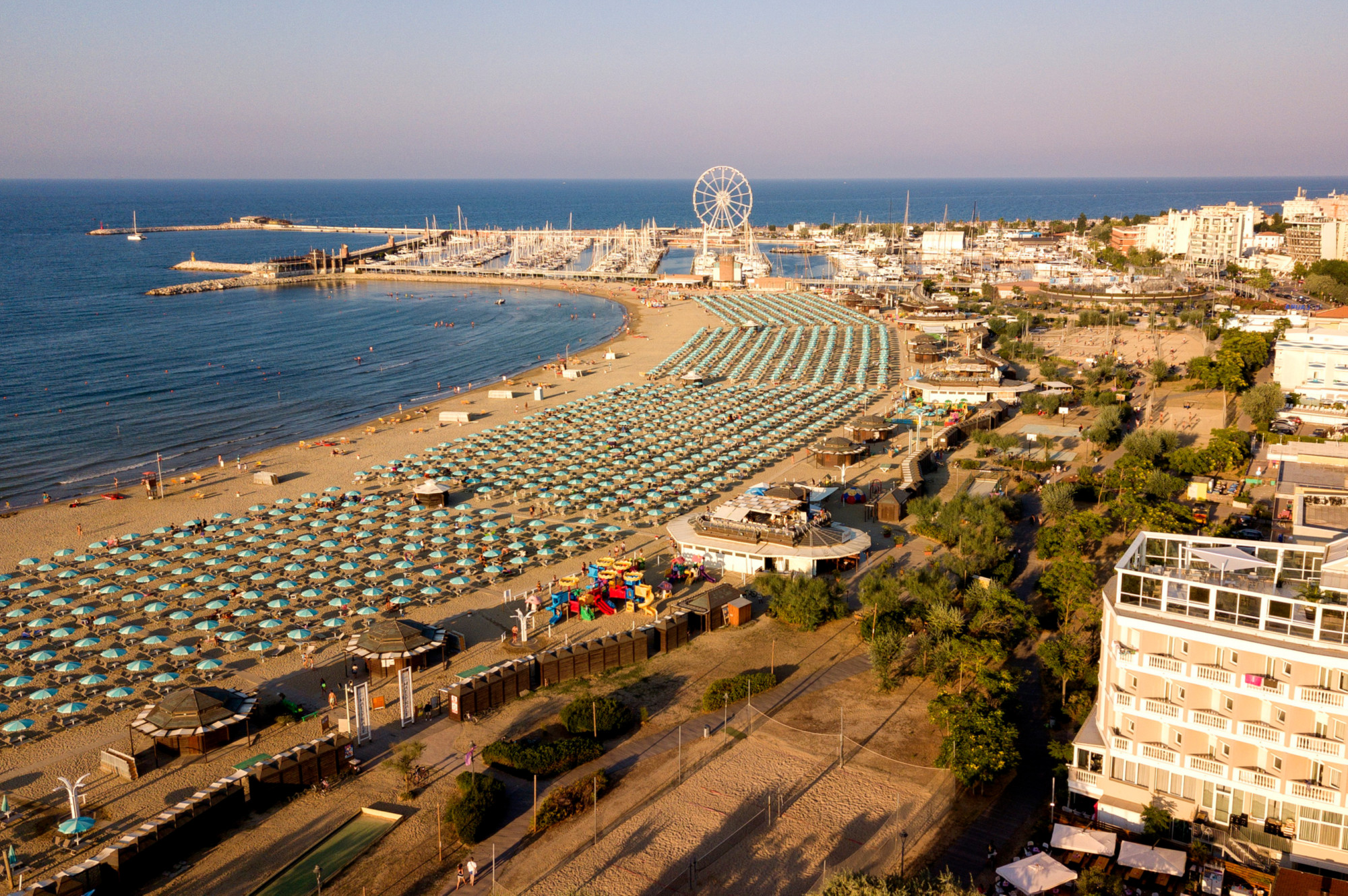 media.panoramica-hotel-baia-imperiale-rimini4